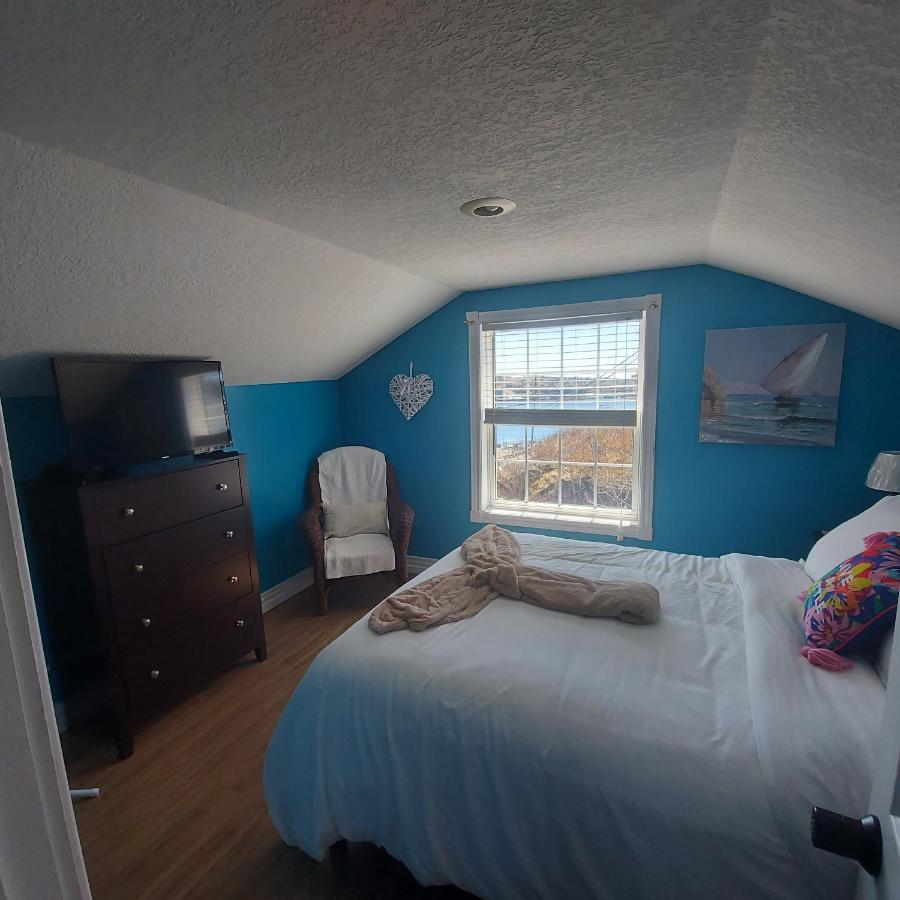 Starboard Side Guest House Channel-Port aux Basques Eksteriør billede